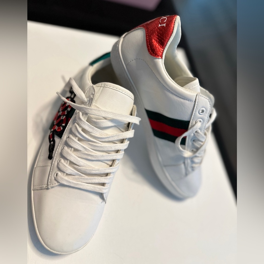 Size 8-8.5 Men Shoes